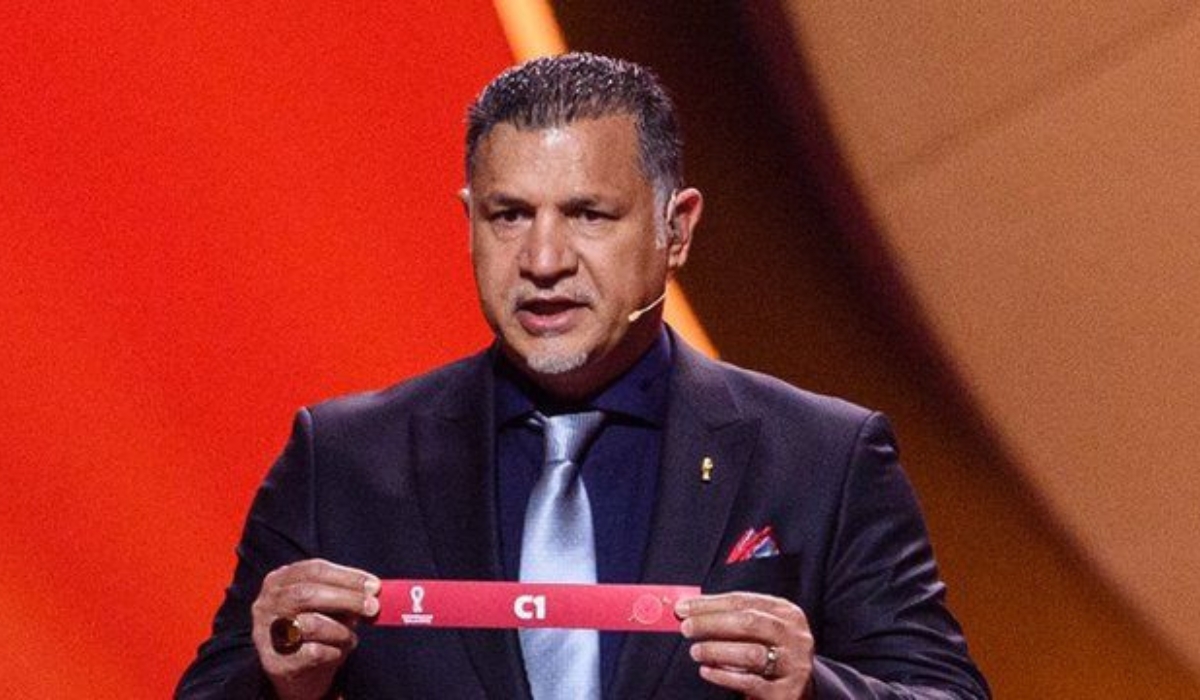 Iranian Football Legend Ali Daei Says Family Ordered Off Flight